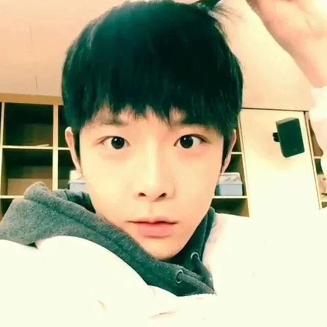 房卿珊涛