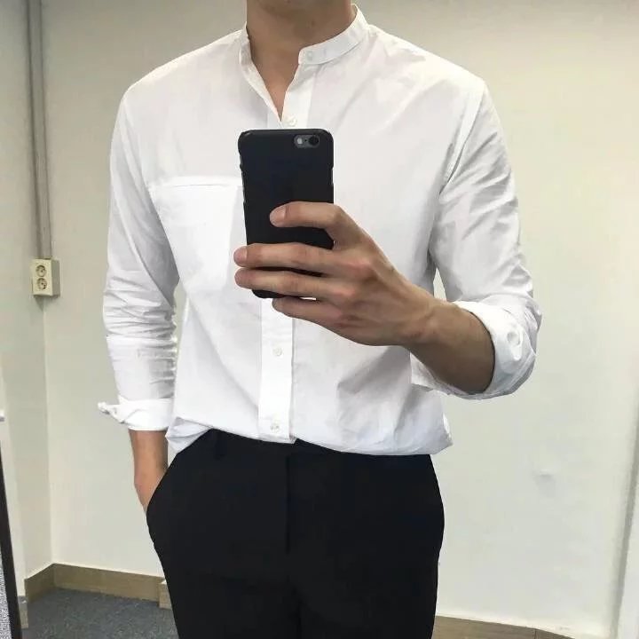 秦信岩瑶
