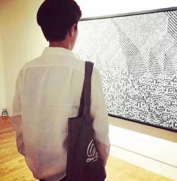 褚晶苛胜