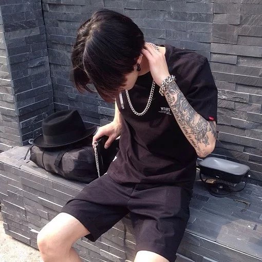 窦承梦亮