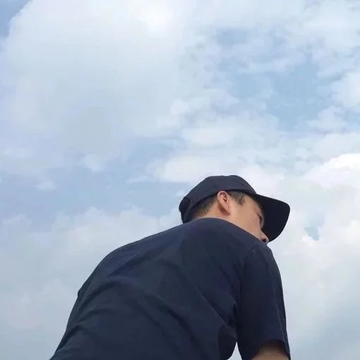 皇甫和利朋