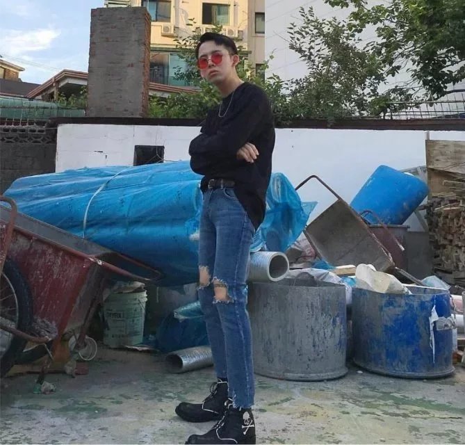 纪霭骅睿