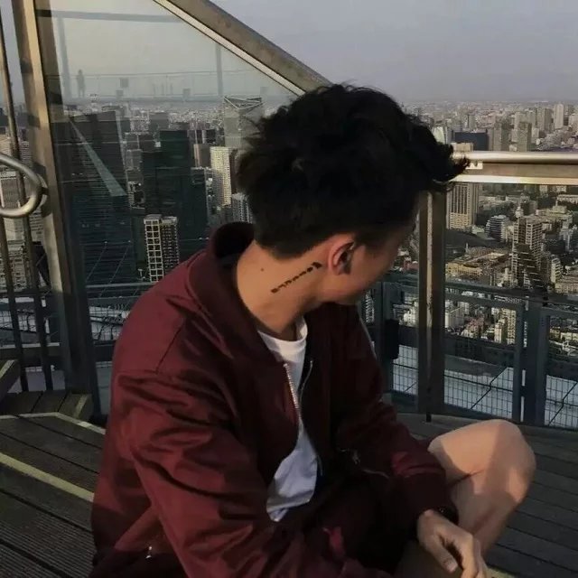 路浩君康