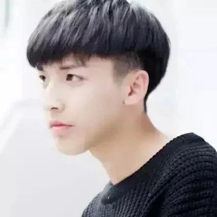 终琬龙秀